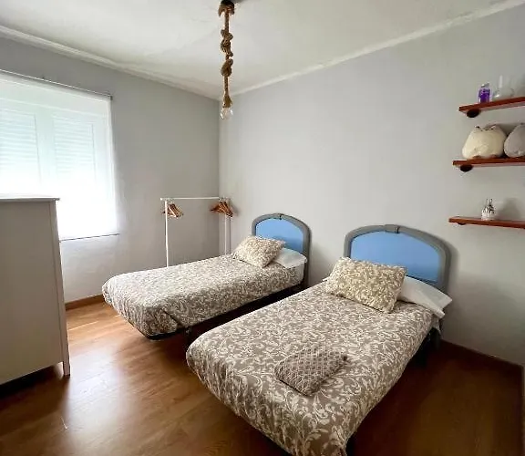 Puertu Chicu Con Opcion A Plaza De Garaje Privada En Appartement Llanes