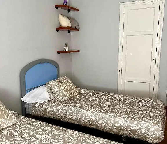 Puertu Chicu Con Opcion A Plaza De Garaje Privada En *