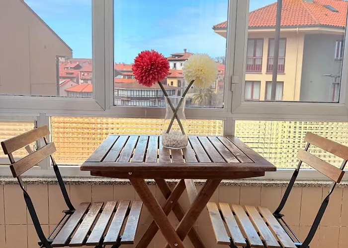 Puertu Chicu Con Opcion A Plaza De Garaje Privada En