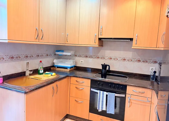 Puertu Chicu Con Opcion A Plaza De Garaje Privada En